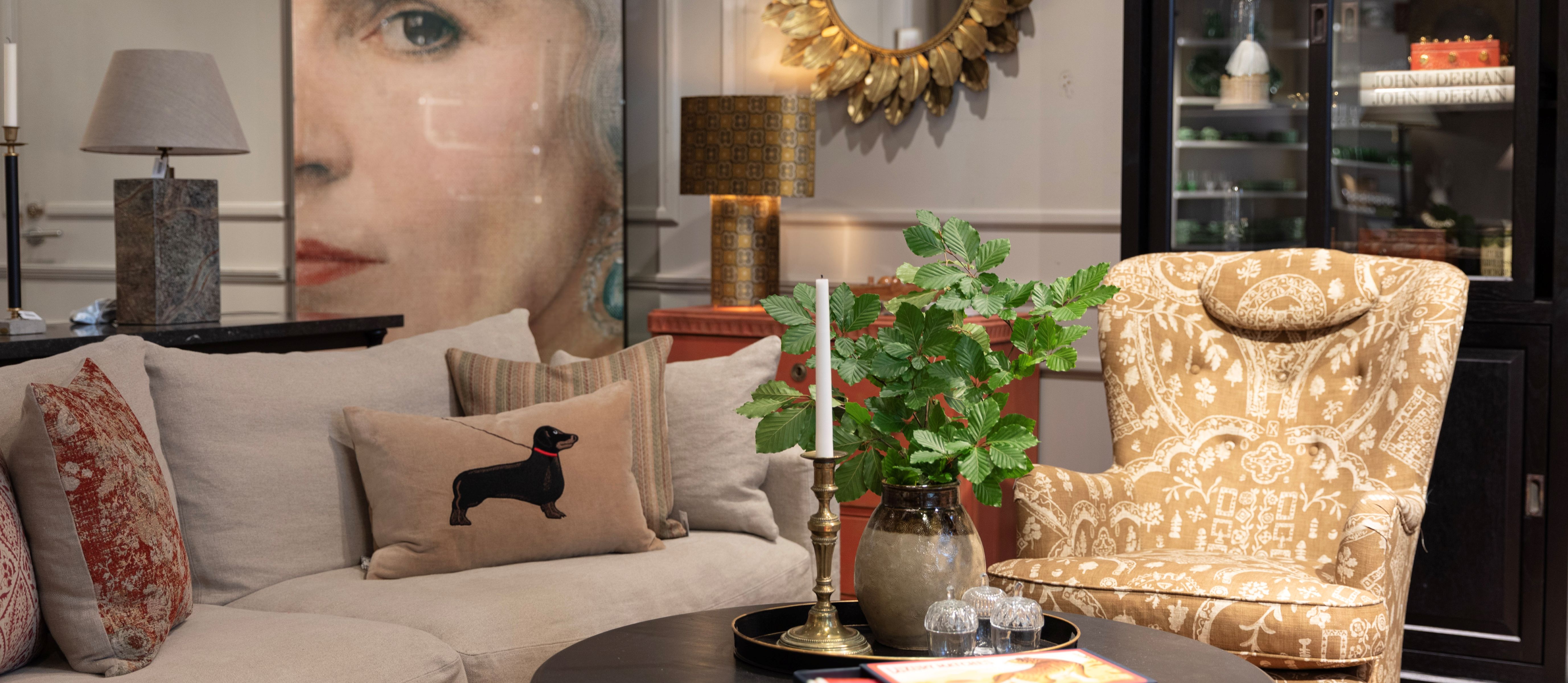slider-image-https://www.oscarclothilde.com/image/6410/Ny-startbild.jpg