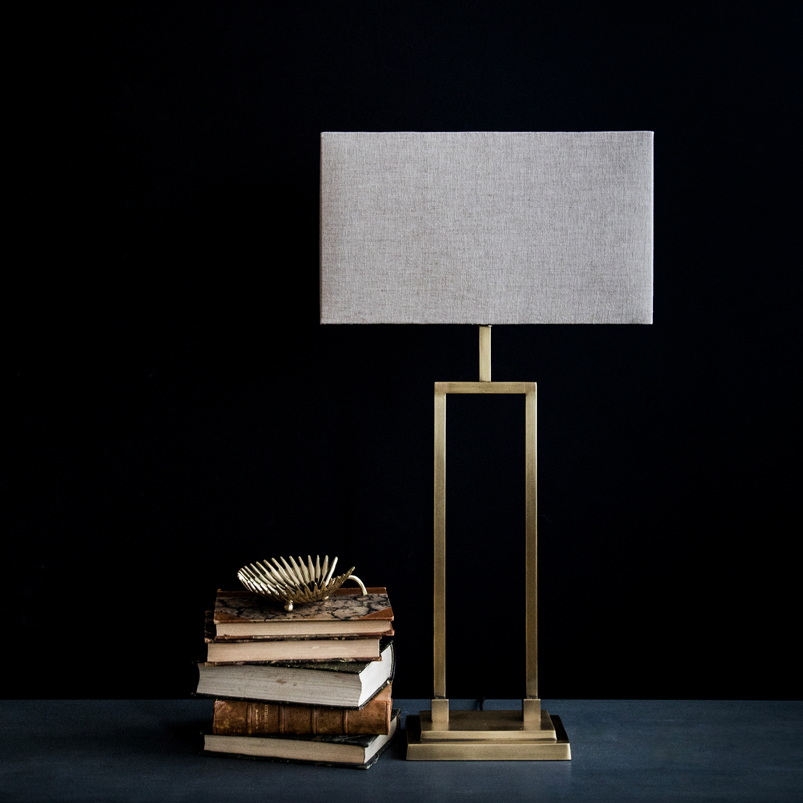 Bordslampa Salvador guld inkl. skärm