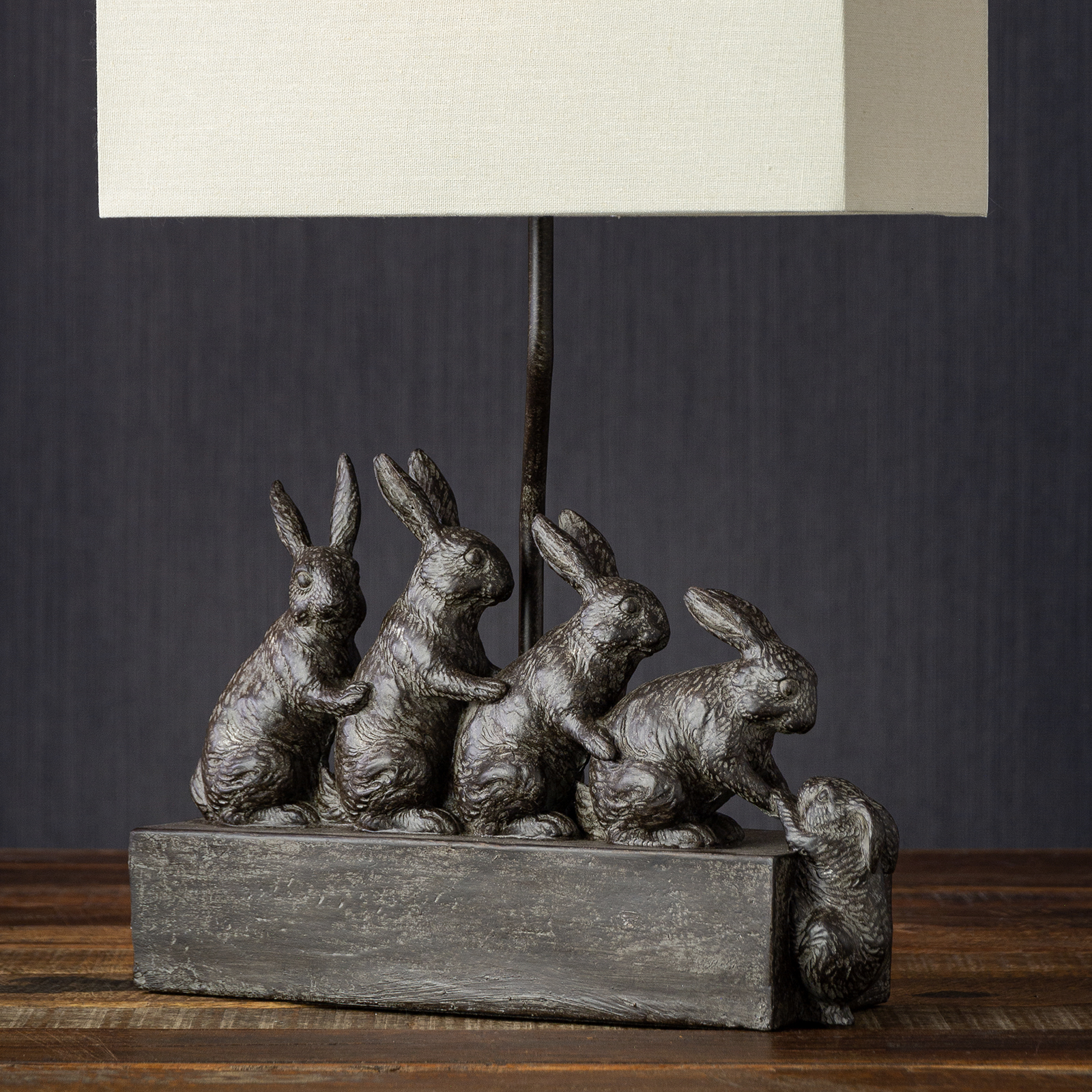 Bordslampa Kaniner på rad inkl. skärm