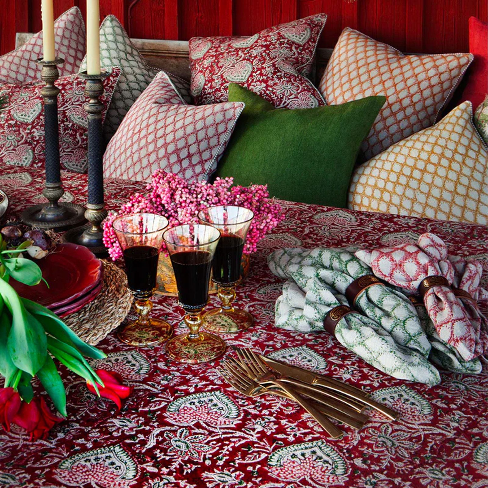 Duk Oriental 150x230 röd linne 