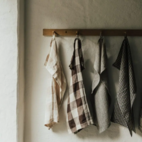 Johanna kökshanduk linne brun/natur 45x65 cm