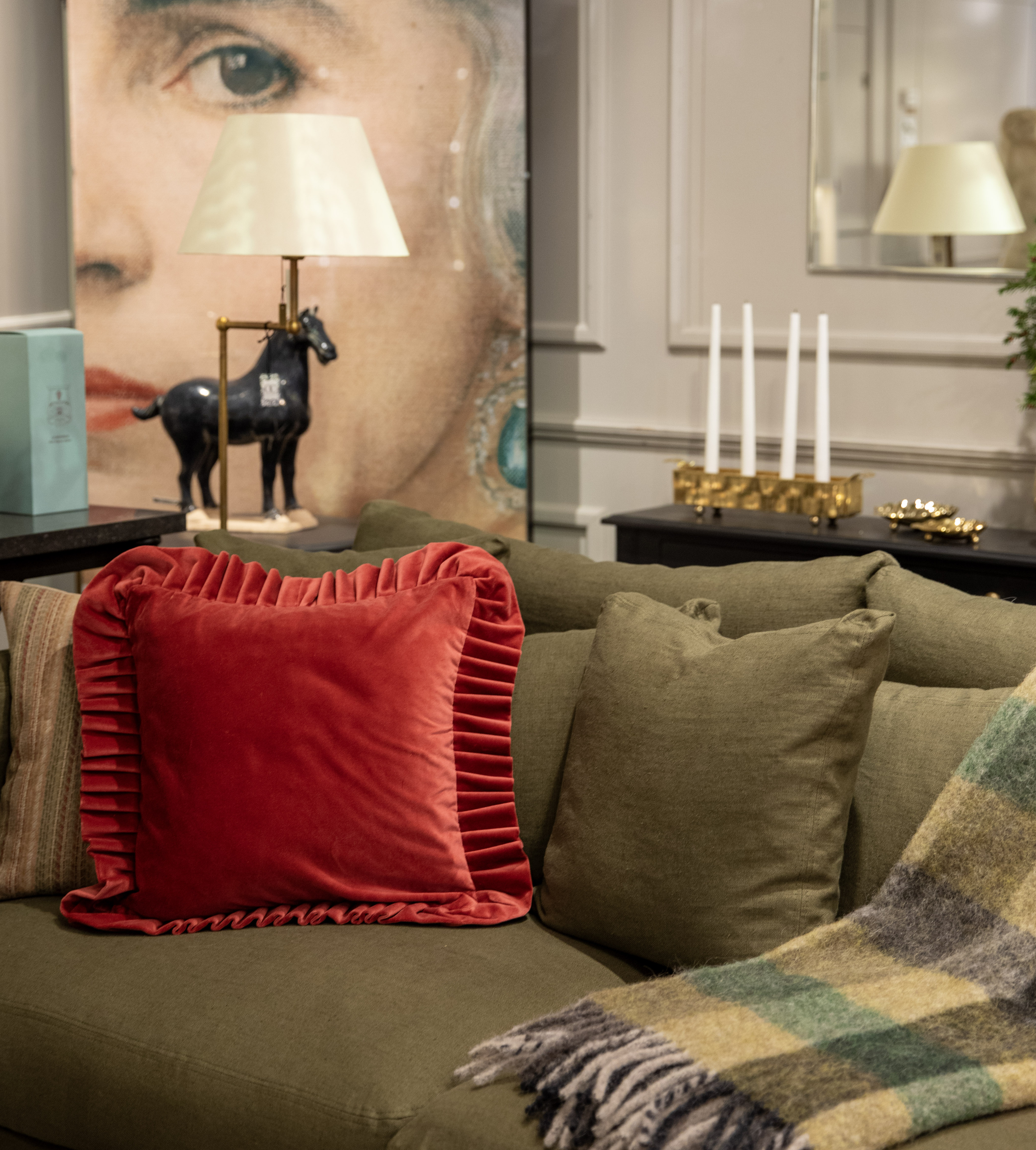 Kuddfodral sammet med volangkant röd 45x45 cm