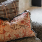 Kuddfodral Rosewood blomma grå beige 60x40