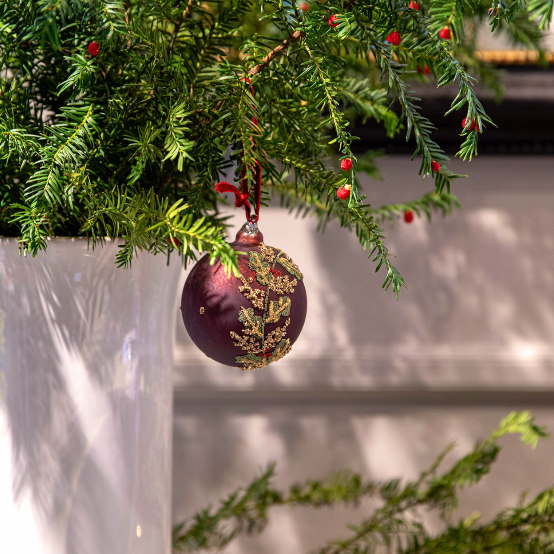 Glaskula antik mattröd pärlbeströdd 8cm