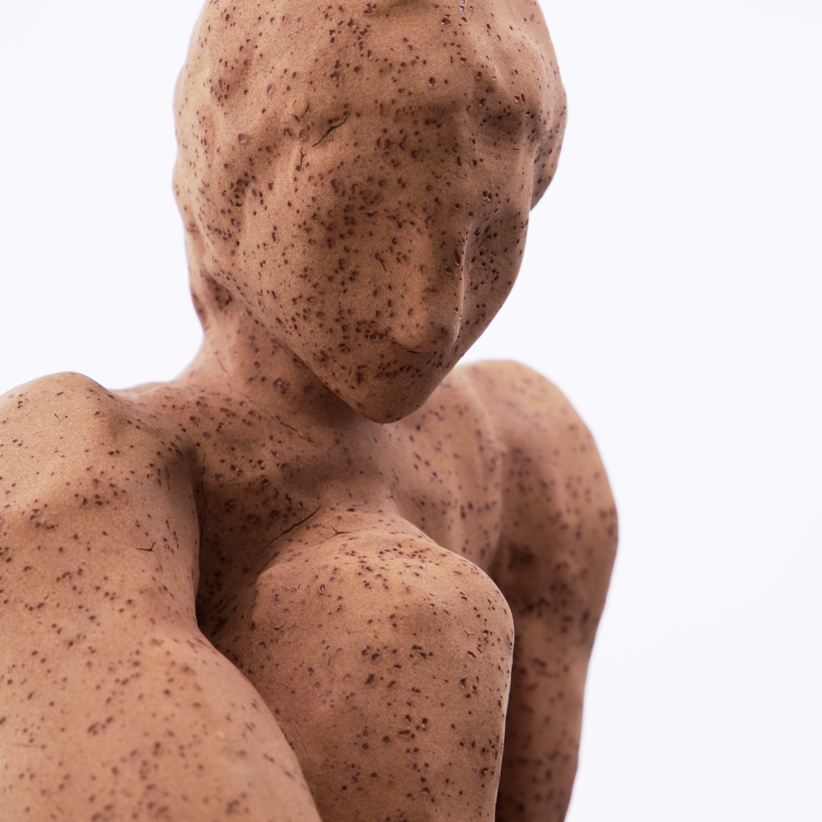 Skulptur kvinna Brun