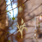 Påskhänge Lilly mässingsfärg