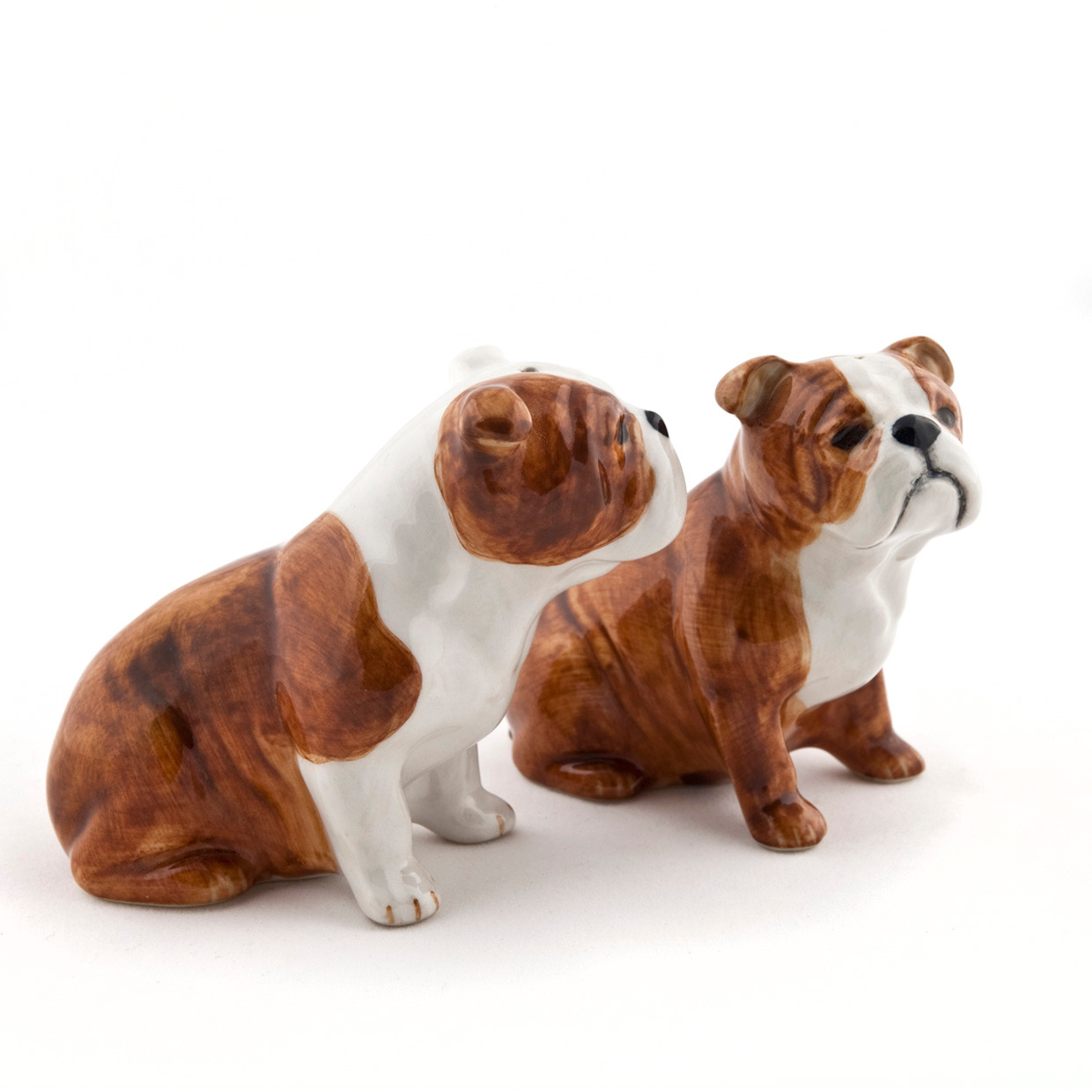 Salt- och pepparkar Engelsk bulldog
