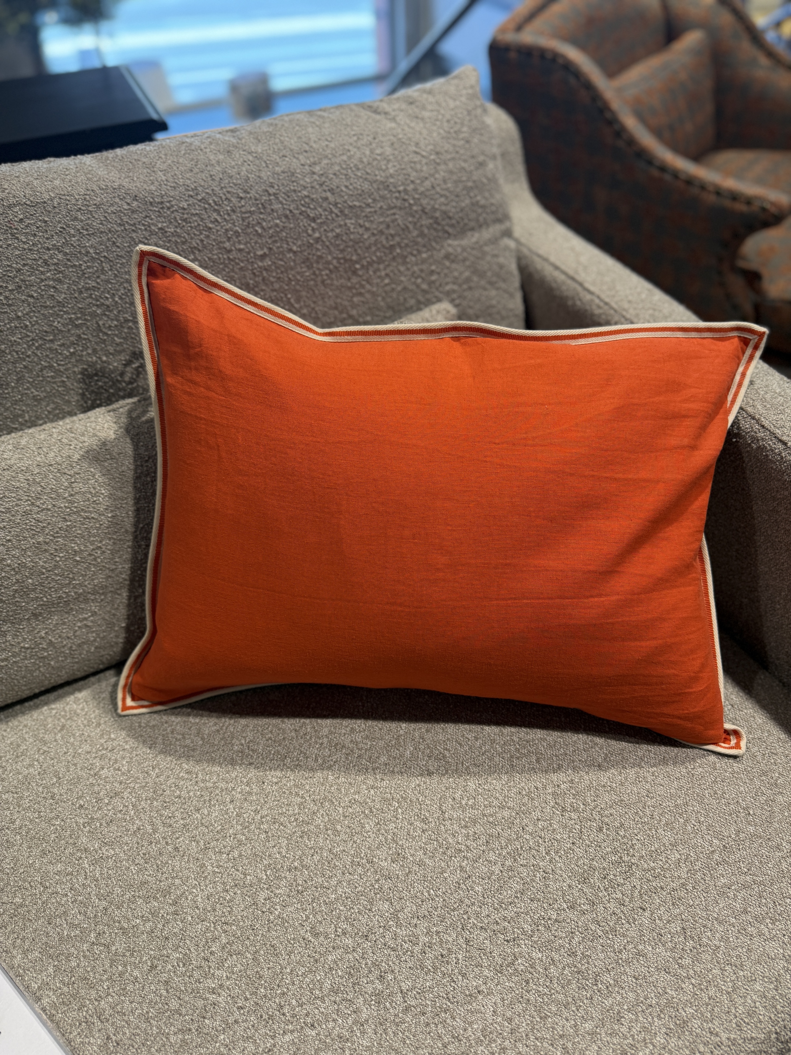 Kuddfodral Philia korall 40x55 cm