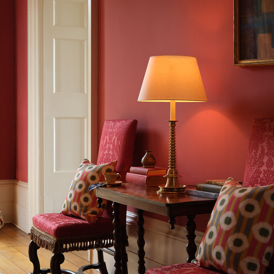 Bordslampa Shilton Candlestick Antique Brass