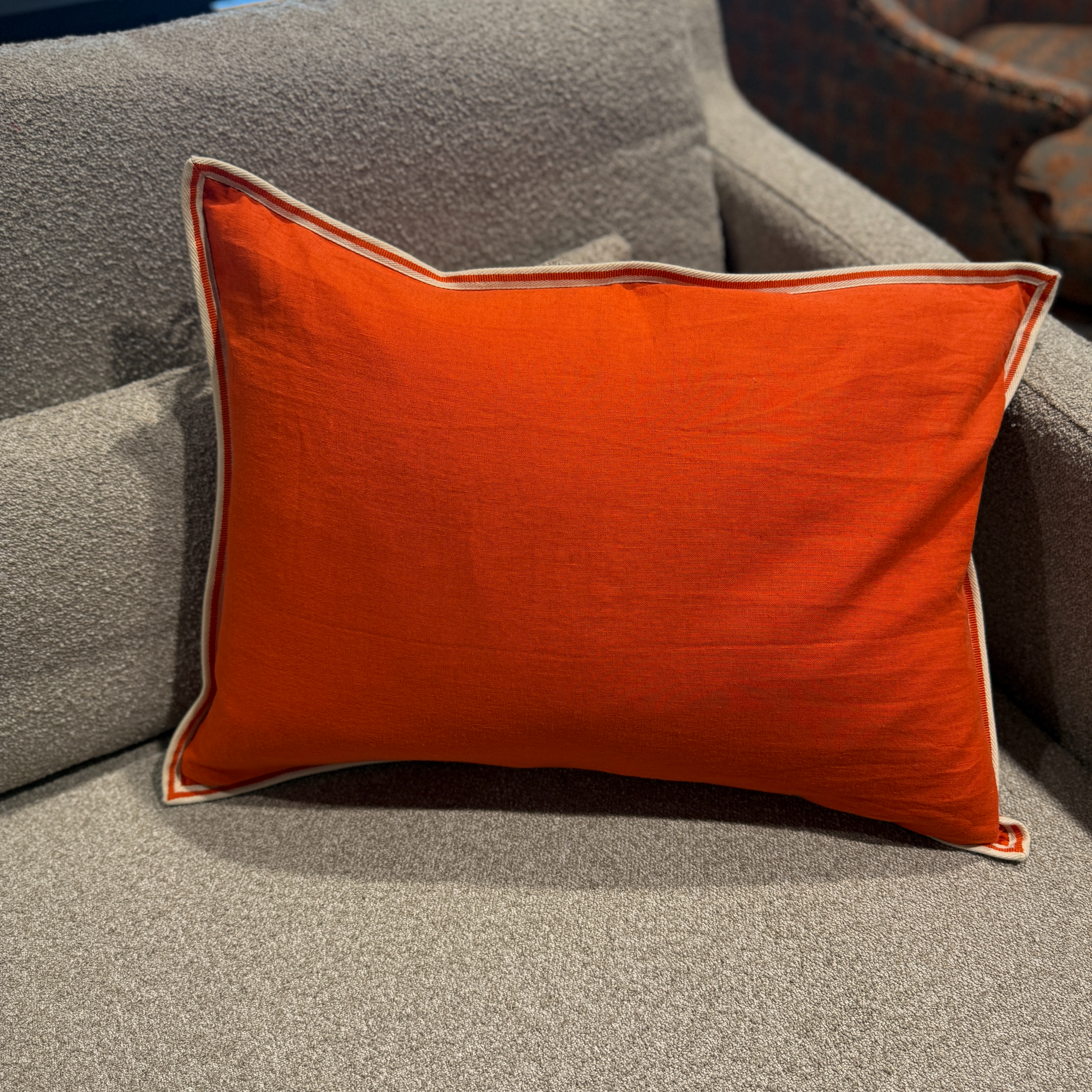 Kuddfodral Philia korall 40x55 cm